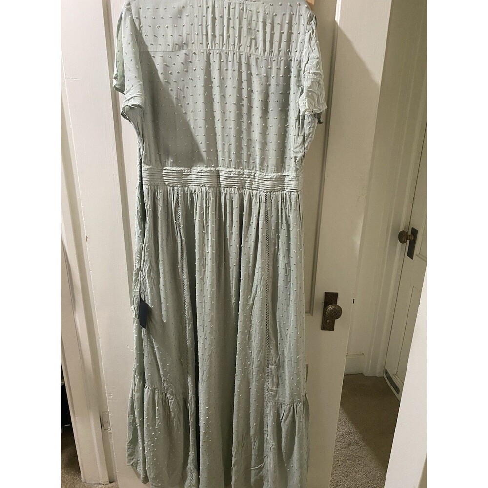Lulus NWT Completely In Love sage green Swiss dot  maxi dress. SIZE XL - Picture 6 of 11